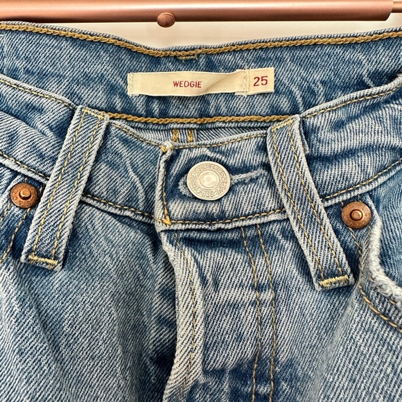 LEVI’S Wedgie Size 25 - Picture 6 of 7